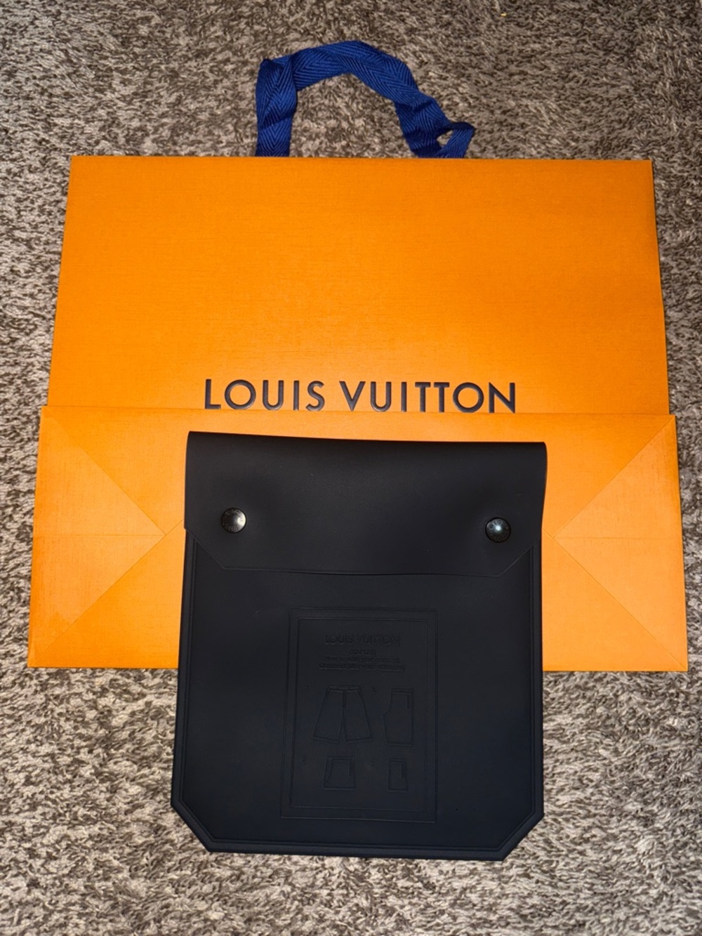Louis Vuitton Black Rubberized Men’s Pouch